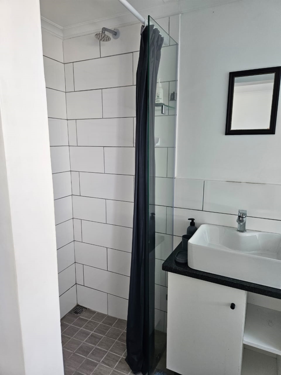 2 Bedroom Property for Sale in Stilbaai Wes Western Cape